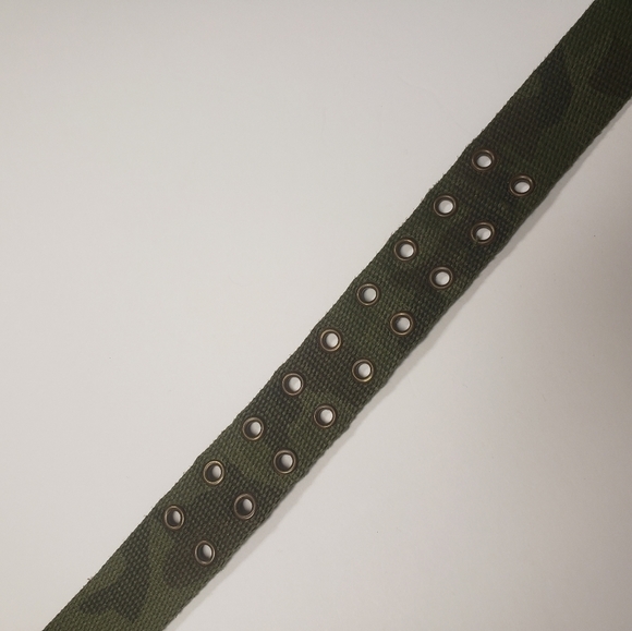 Military Army Green Cami Webbing Belt - Picture 2 of 5